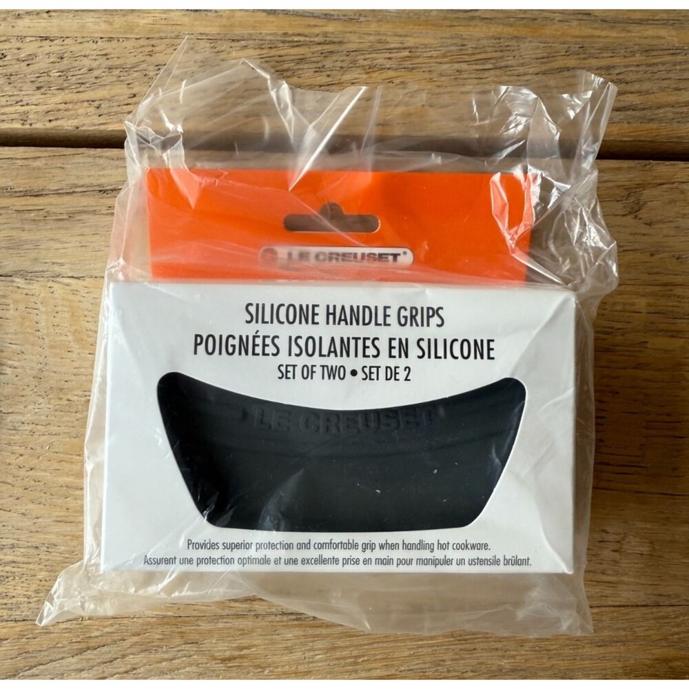 Le Creuset Silicone Handle Grips, Set of 2 Oyster Flint Grey NEW